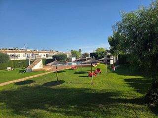 Casa adosada en venta en La Siesta - El Salado - Torreta en Torrevieja