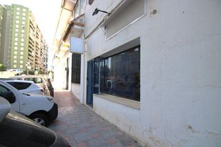 Local comercial en venta en Los Boliches en Fuengirola