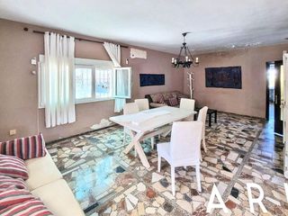 Chalet en venta en Manantiales - Lagar - Cortijo en Alhaurín de la Torre