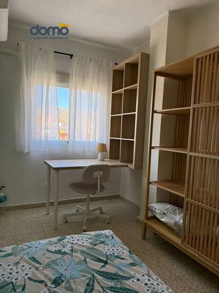 Piso en alquiler en San Luis en Almería