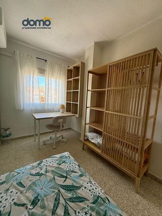 Piso en alquiler en San Luis en Almería