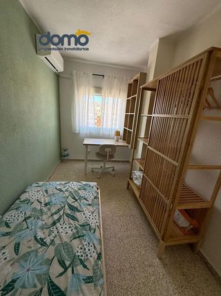 Piso en alquiler en San Luis en Almería