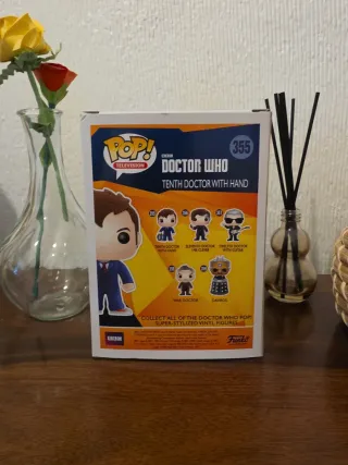 Funko Pop Doctor Who 355 Tenth Doctor with hand