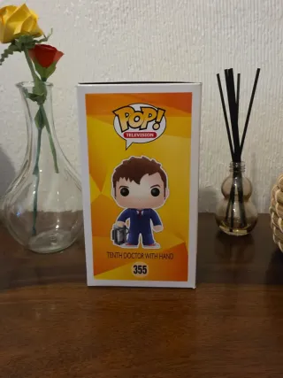 Funko Pop Doctor Who 355 Tenth Doctor with hand