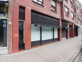 Local comercial en venta en San Pedro de Deusto-La Ribera en Bilbao