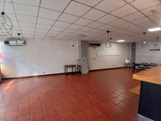 Local comercial en venta en San Pedro de Deusto-La Ribera en Bilbao