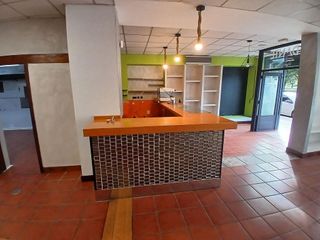 Local comercial en venta en San Pedro de Deusto-La Ribera en Bilbao