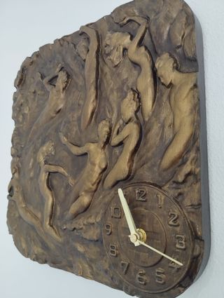 Relógio de parede escultura figuras humanas
