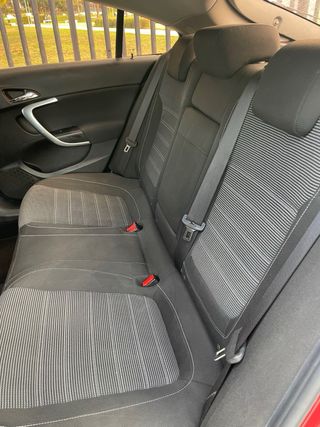 Opel Insignia 2010 muy cuidado