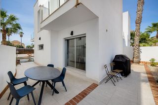 Chalet en venta en Nueva Torrevieja - Aguas Nuevas en Torrevieja