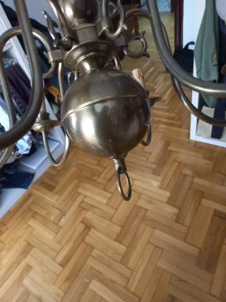 Lámpara de metal y cristal