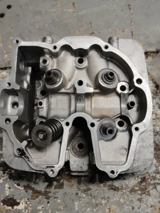 Culata Honda Dominator 650