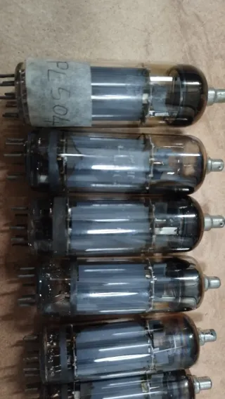 Lotto 7 Valvole PL504 Termoionica Vintage Stock