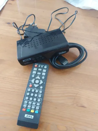 Receptor TDT AXIL DVBT2 con mando