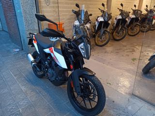 KTM 390 Adventure Naranja/Blanca