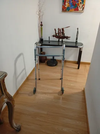 Andador para personas mayores
