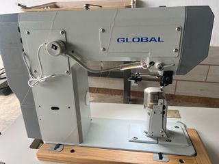 Máquina de coser Global automática Nueva .