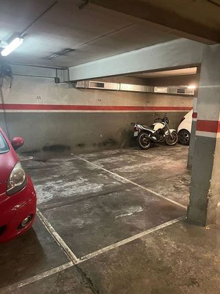 Garaje en venta en Navas en Barcelona