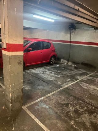 Garaje en venta en Navas en Barcelona