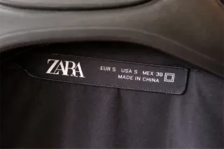 Chaqueta Zara Negra