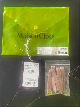 Top lencero amarillo neón encaje