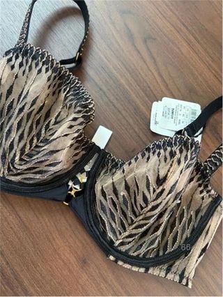 Sujetador con estampado animal print