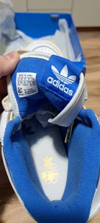 Scarpe Adidas High Top Blu e Bianche