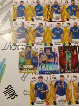 Real Oviedo Adrenalyn XL 25/26