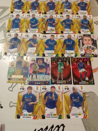 Real Oviedo Adrenalyn XL 25/26