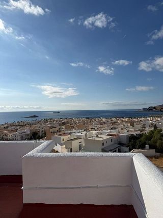 Casa pareada en venta en Carboneras