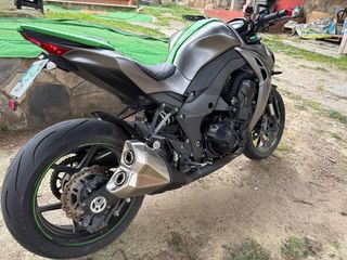 Kawasaki Z1000R Naked Verde/Plata