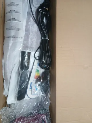 Aspirapolvere DeLonghi Colombina Bagless