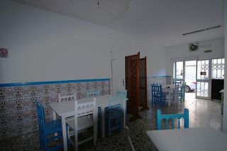 Local comercial en venta en Los Boliches en Fuengirola