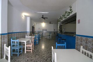 Local comercial en venta en Los Boliches en Fuengirola