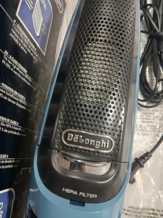 DeLonghi Colombina Aspirapolvere Bagless