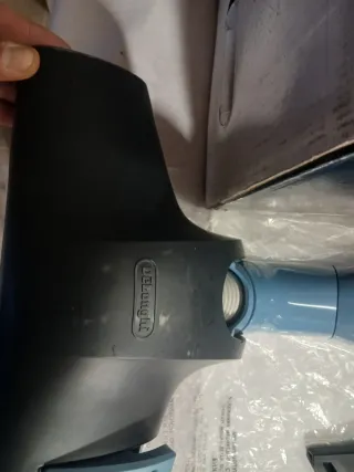 DeLonghi Colombina Aspirapolvere Bagless