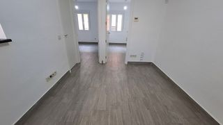 Piso en alquiler en Pradolongo en Madrid