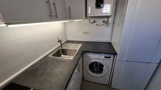 Piso en alquiler en Pradolongo en Madrid