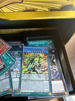 Lote +100 Cartas Yu-Gi-Oh! Variadas
