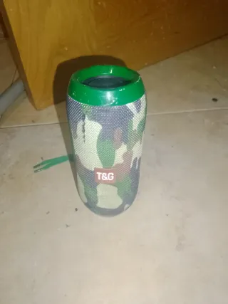 Altavoz Bluetooth T&G Portátil Camuflaje