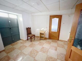 Chalet en venta en Lucena