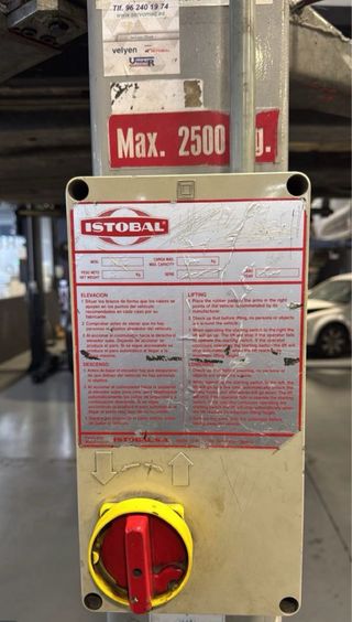 Elevador Taller ISTOBAL