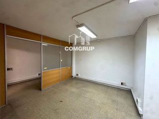 Local comercial en alquiler en La Sagrada Família en Barcelona