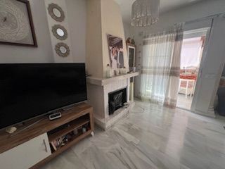 Casa pareada en venta en Los Pacos en Fuengirola