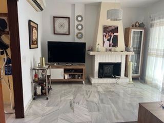 Casa pareada en venta en Los Pacos en Fuengirola