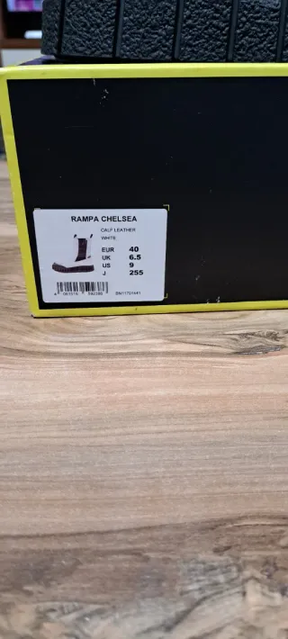 Stivali Buffalo donna bianchi e neri