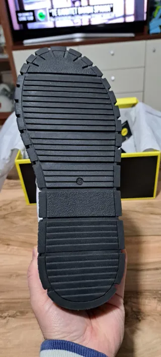 Stivali Buffalo donna bianchi e neri