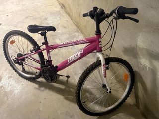 Bicicletas infantiles NEON  y otra Rockrider