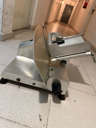 Cortadora de fiambre Braher
