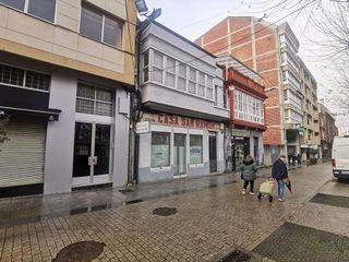 Local comercial en alquiler en Carballo